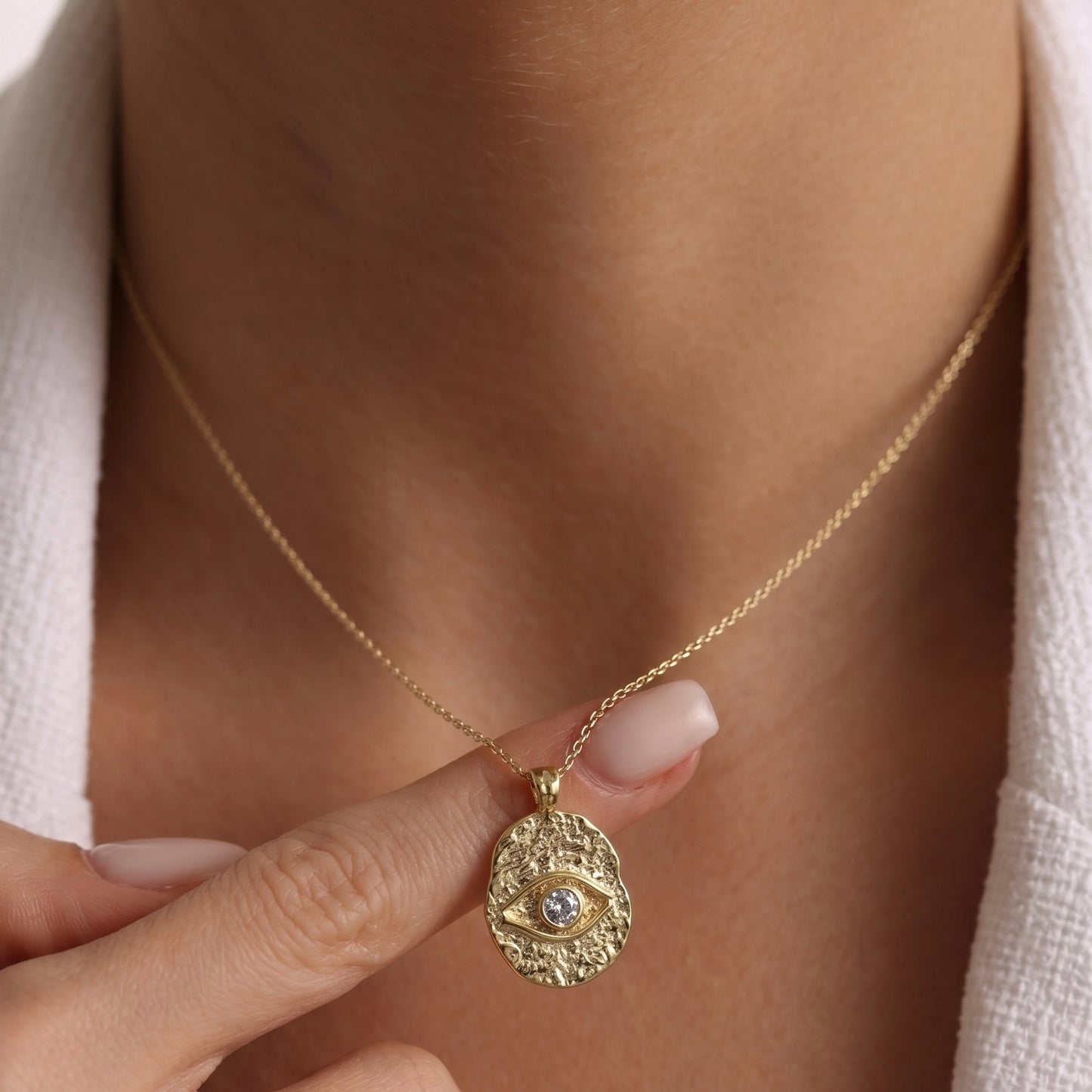 Medallion Eye Kolye