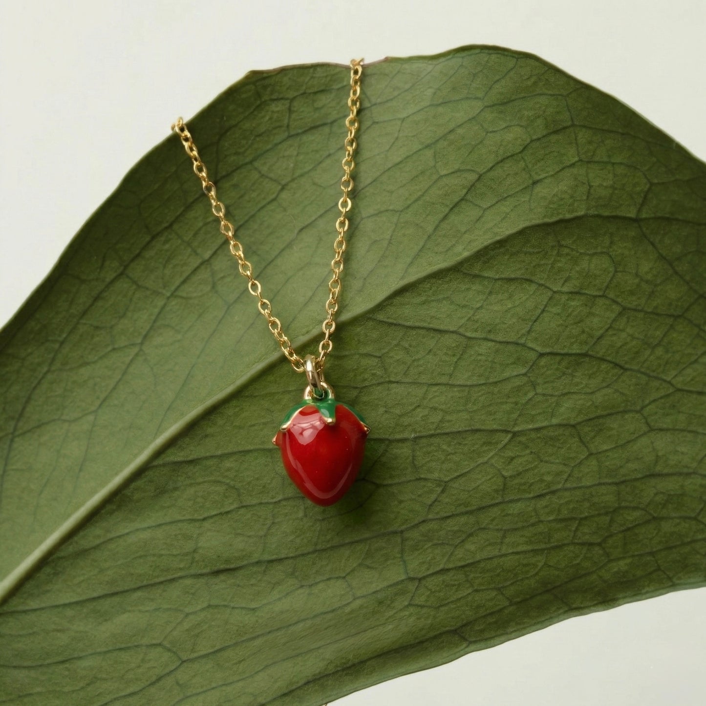 Mini Strawberry Kolye