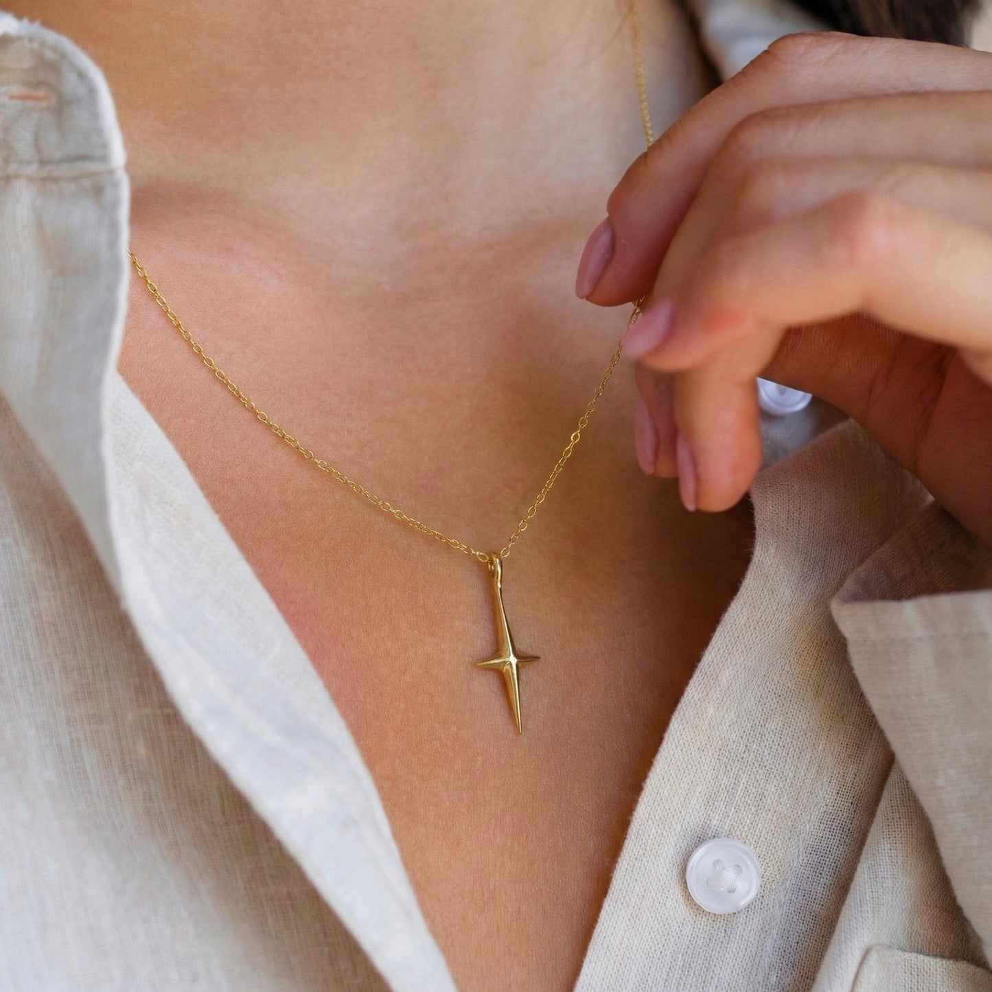 Astra Minimalist Kolye