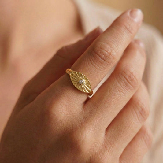 Lumina Signet Yüzük