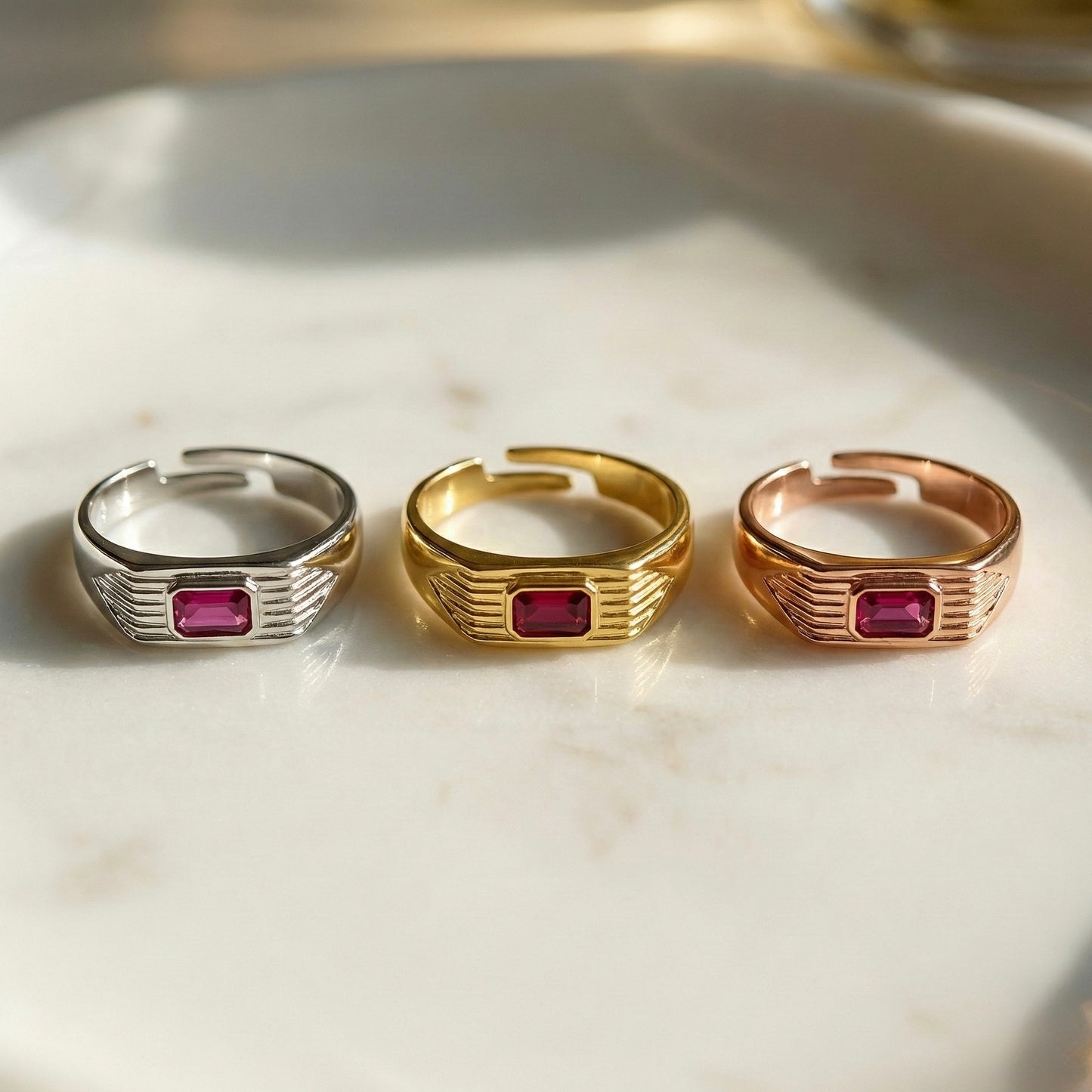 Rose Baguette Signet Yüzük