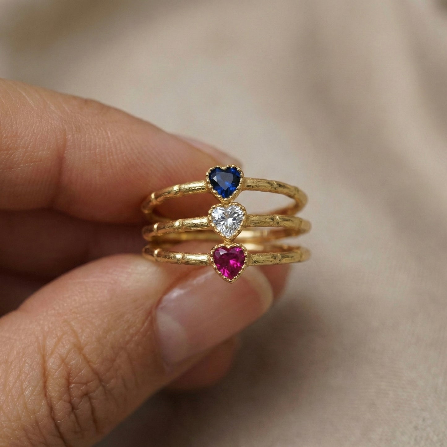 Petite Heart Aura Yüzük